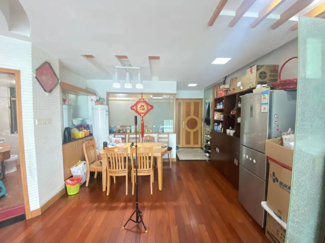 天河北总价1050万四房 | 帝景苑，138平，无抵押，业主急售！