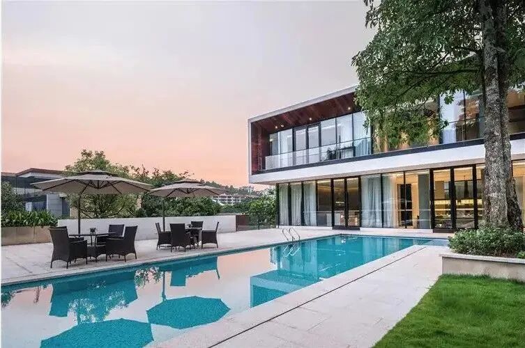 华远雲和墅：总价1390万就可以买白云山院墅？