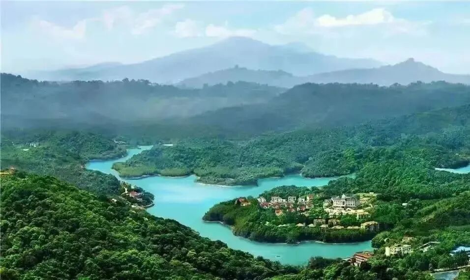 黄埔黄陂地铁口【保利翔龙天汇】南向98㎡三房总价410万！