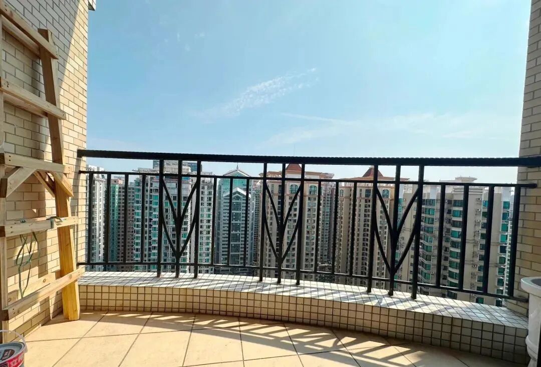 天河北二手房出售，芳草园126平，1480万！