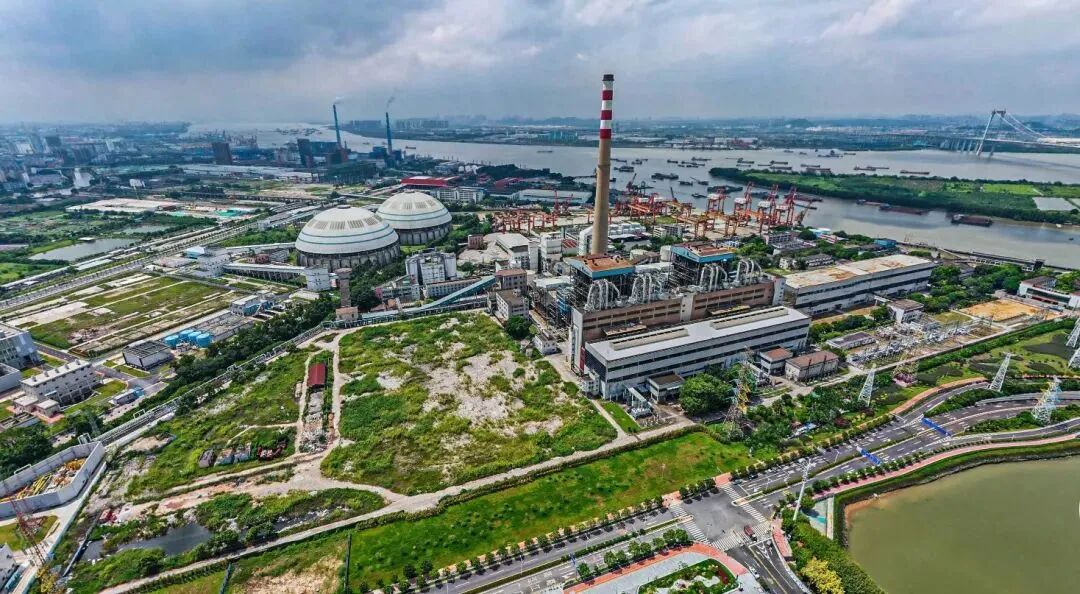 番禺地铁盘3.6万/平开售，开盘闪卖8亿？