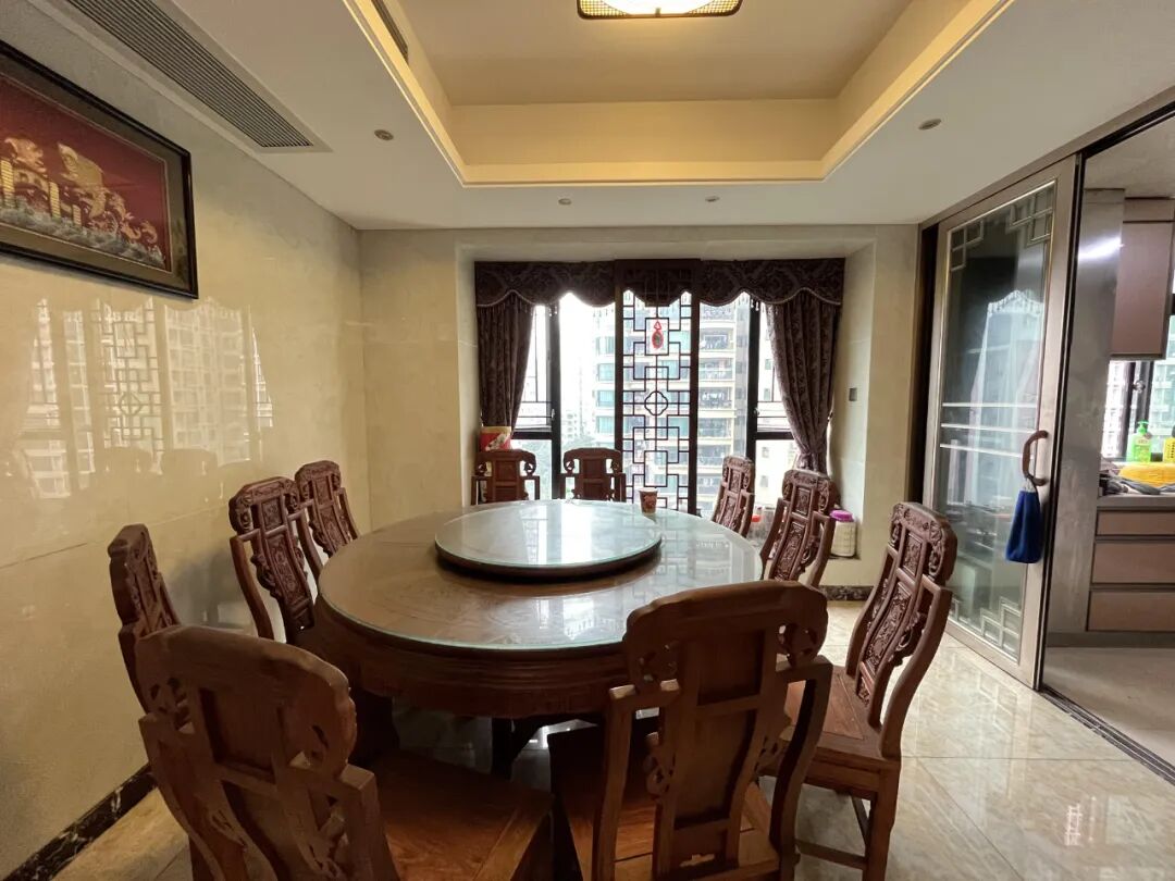 天河北二手房【芳草园】128平，总价1300万！