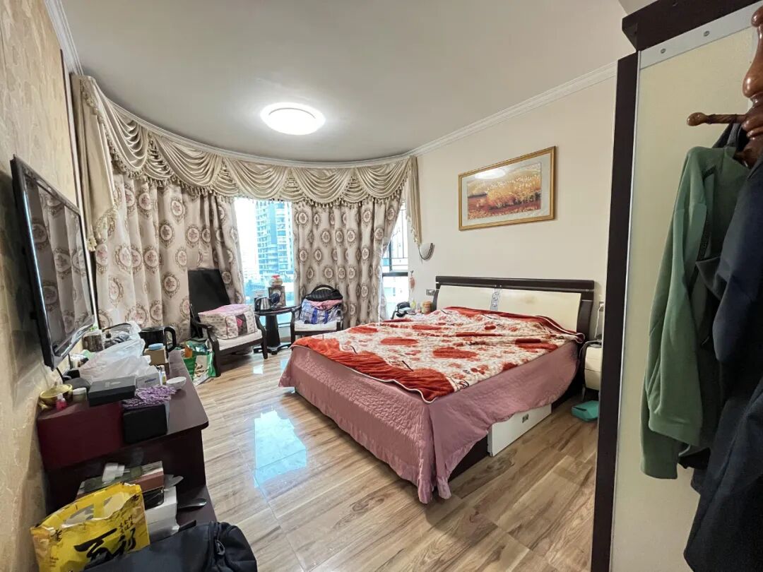 天河北二手房【芳草园】128平，总价1300万！