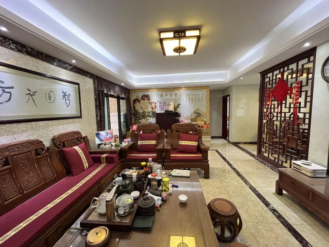 天河北二手房【芳草园】128平，总价1300万！