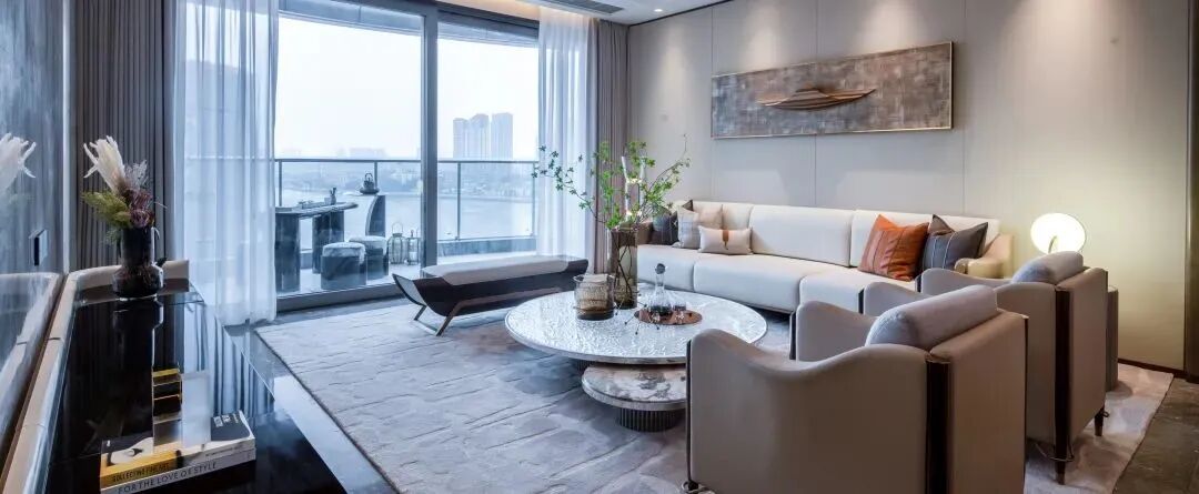 广州幸福湾！270°江景，阳台堪比跑道！