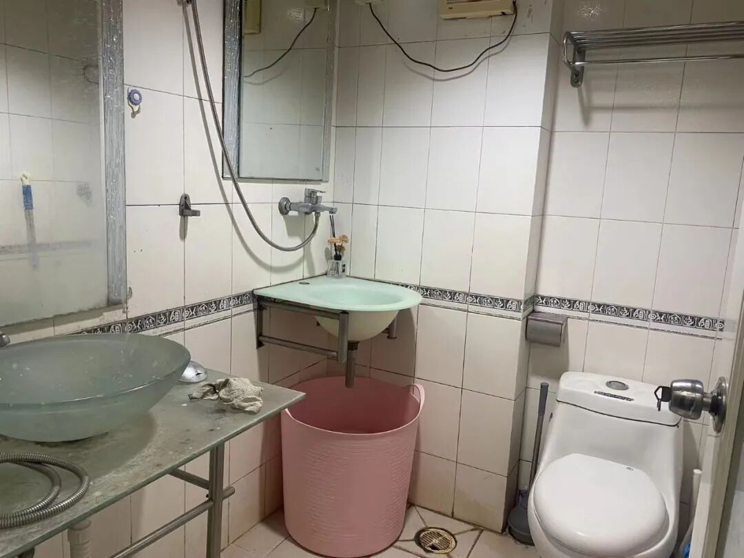 天河北总价330万 | 鸿翔大厦，39平，学位未占用、急售！