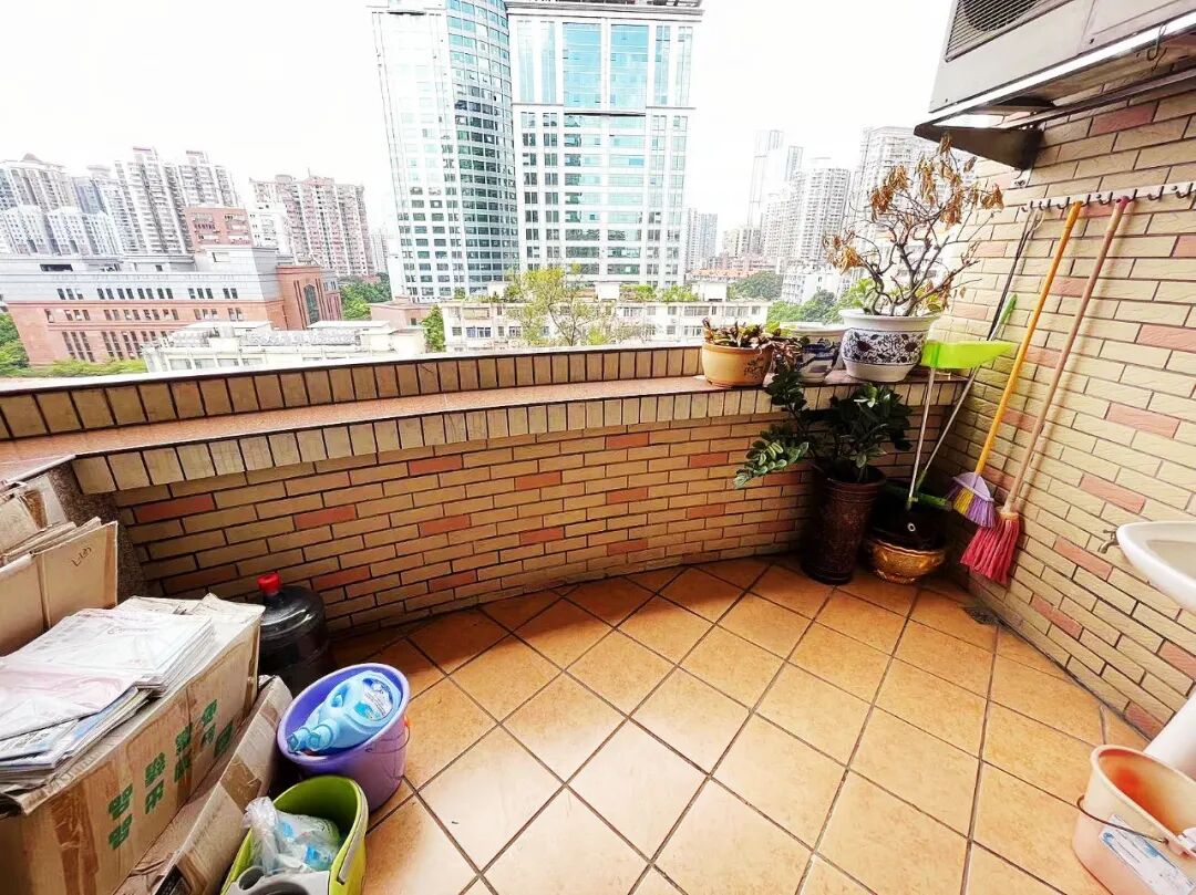 天河北总价630万三房 |   天寿路宿舍区，106平三房，南向、急售！