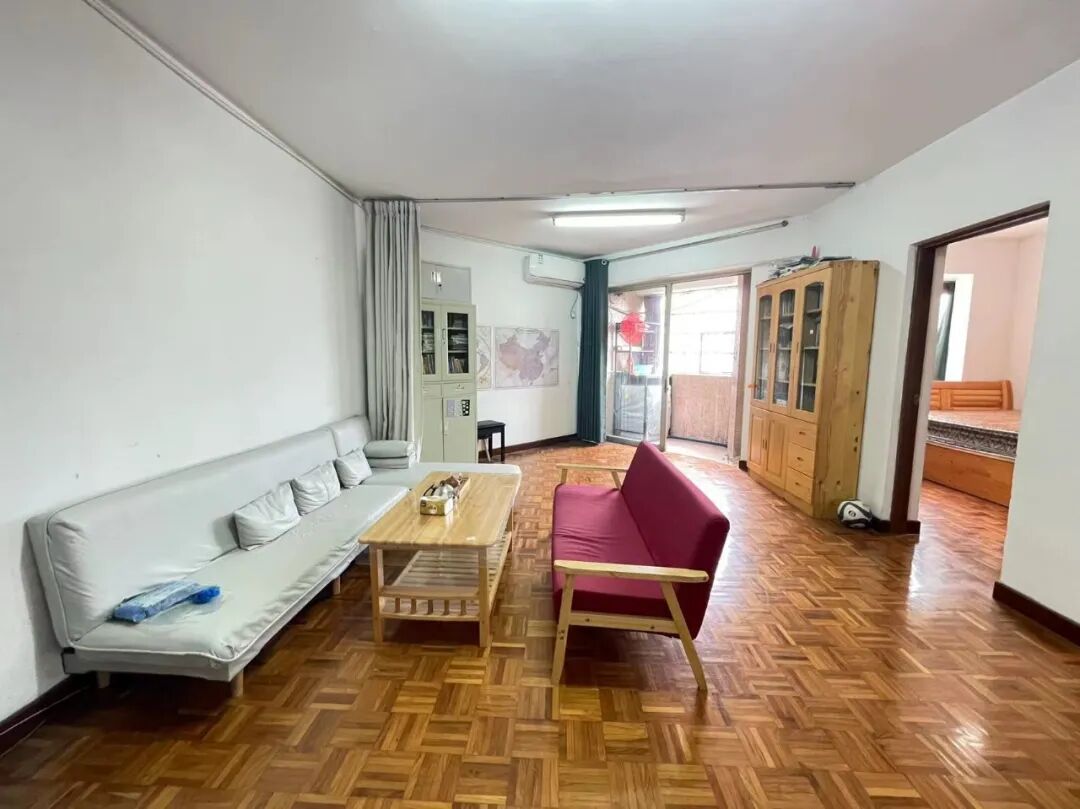 天河北总价480两房| 天成大厦，74平两房，产权清晰、诚心出售