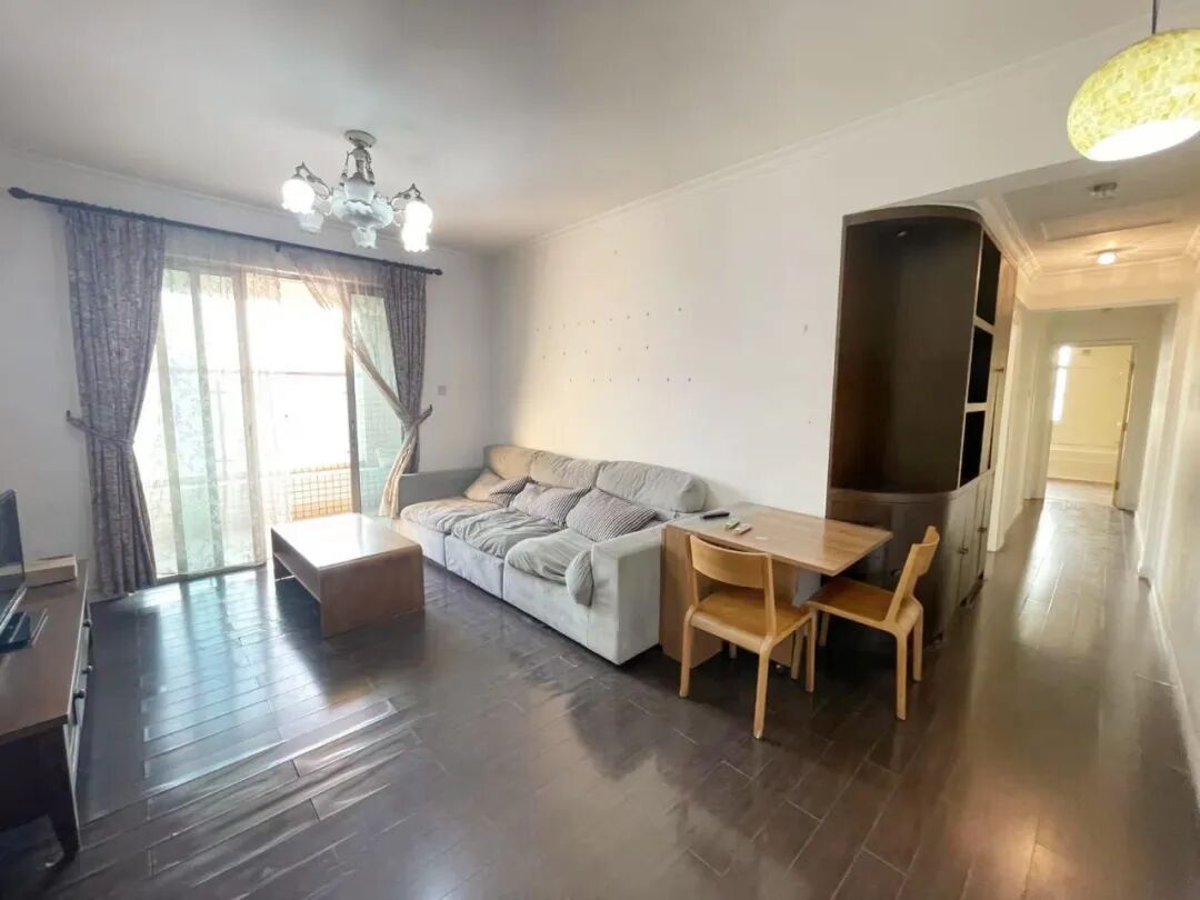 天河北总价800万 | 银汇华庭，97平，过五年*、产权清晰、无贷款！