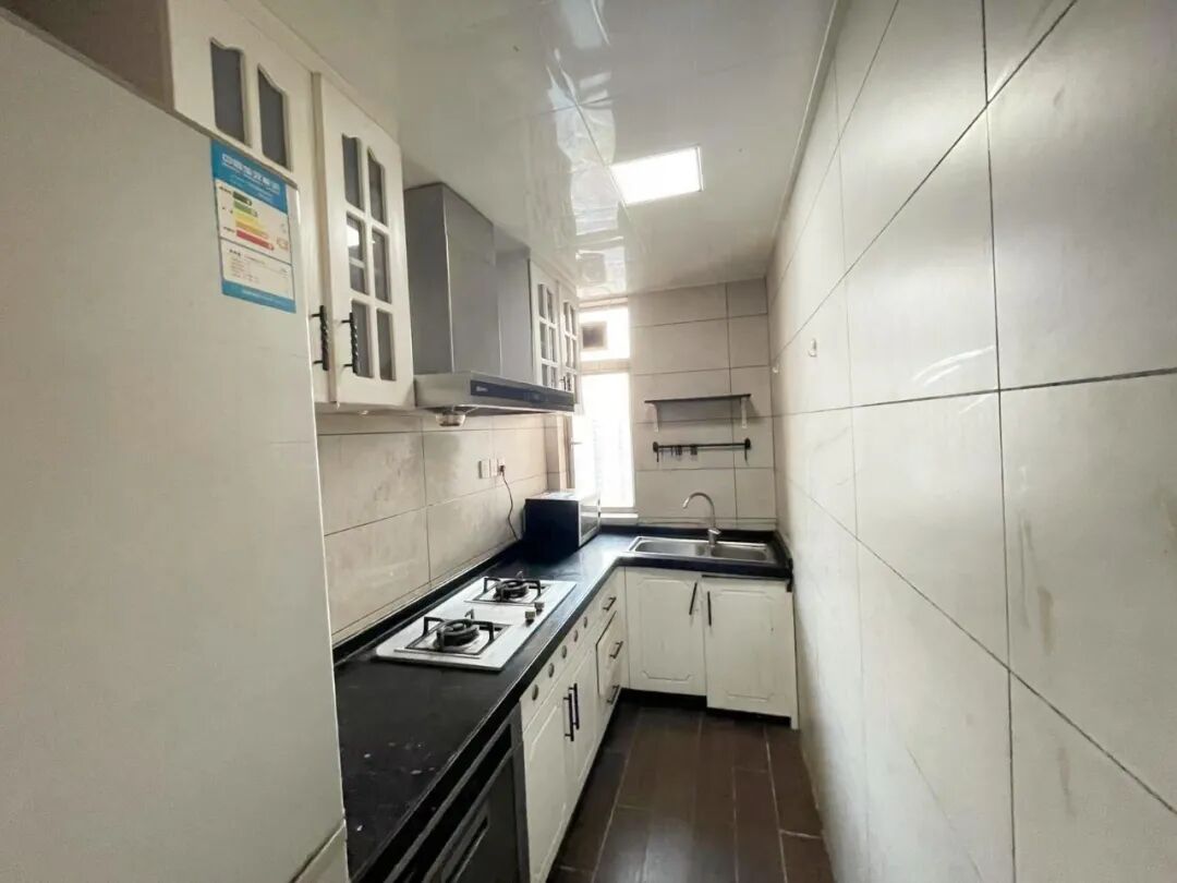 天河北总价800万 | 银汇华庭，97平，过五年*、产权清晰、无贷款！