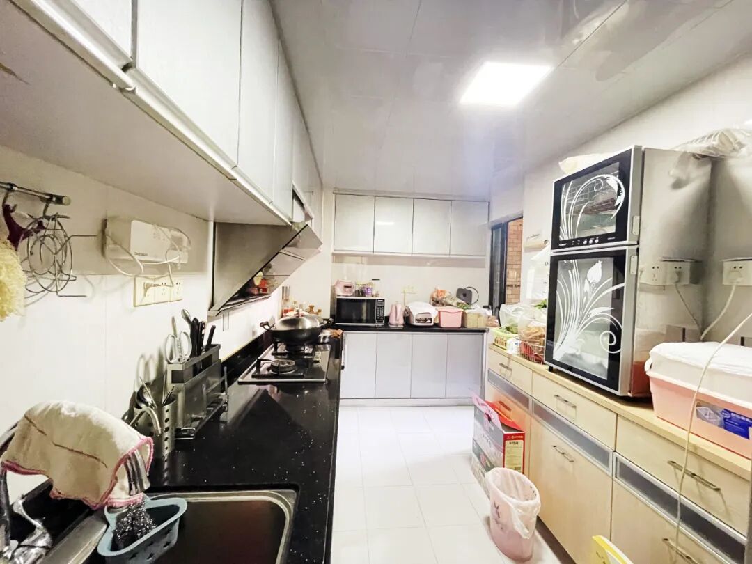 天河北总价1080万 | 芳草园，117平，南向、*户型、诚心出售！