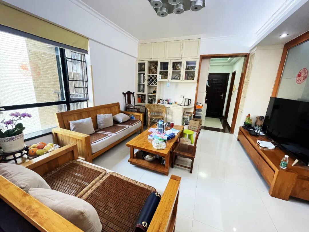 天河北总价1080万 | 芳草园，117平，南向、*户型、诚心出售！