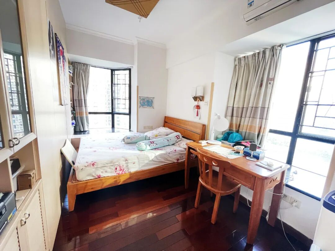 天河北总价1080万 | 芳草园，117平，南向、*户型、诚心出售！