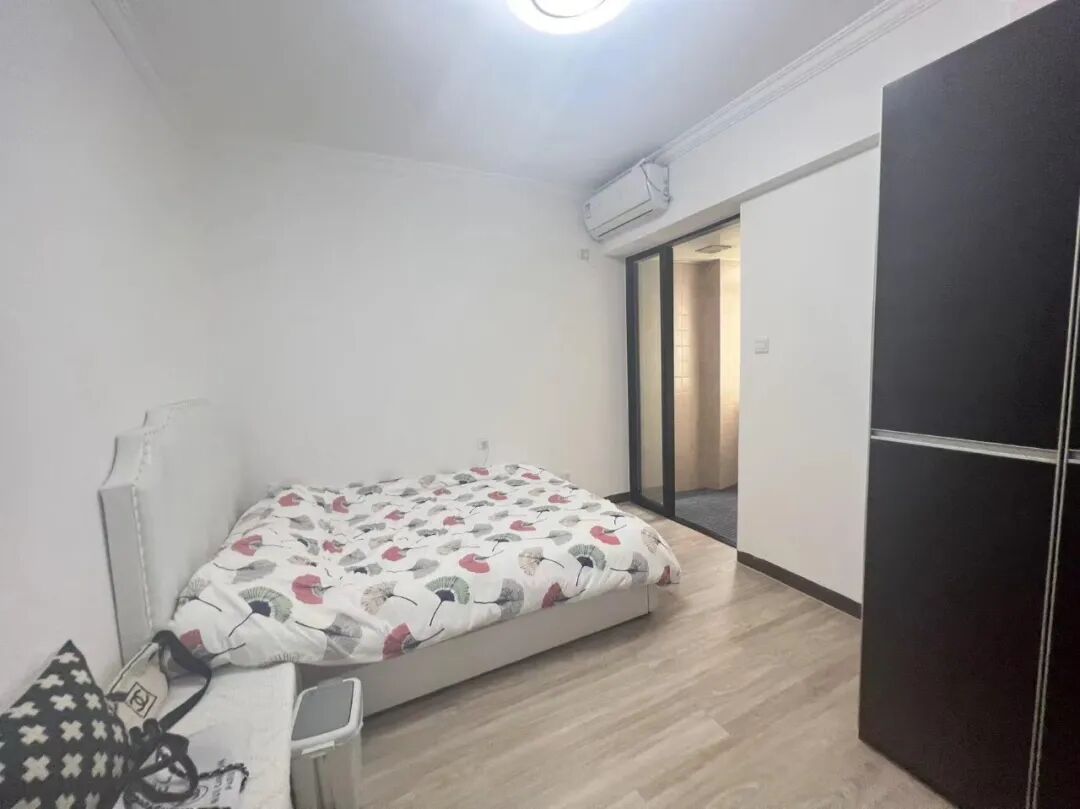 天河北二手房【太阳广场】77平，总价439万！