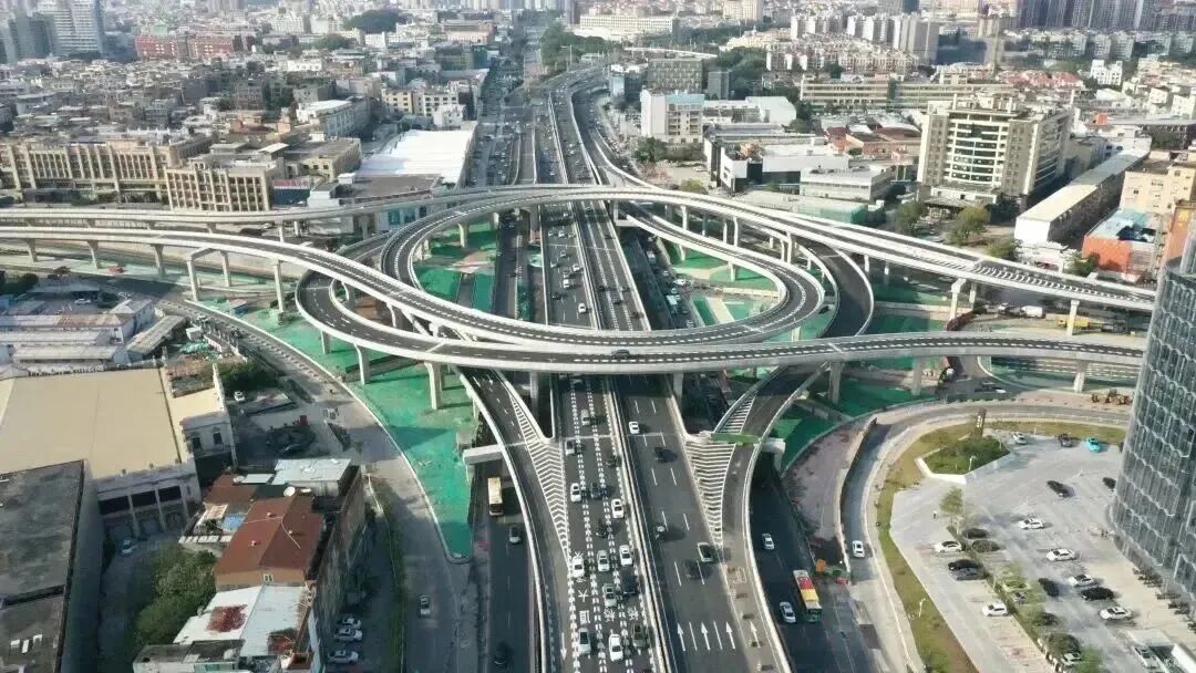 番禺万博板块，珠江铂世湾值得购买！