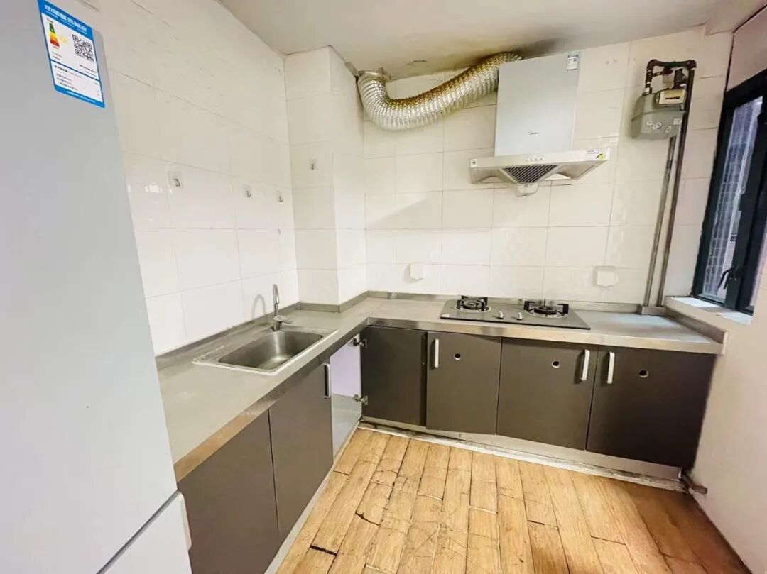 天河北总价650万 | 金海花园 ，74平，精装大三房、花园小区、业主急售！