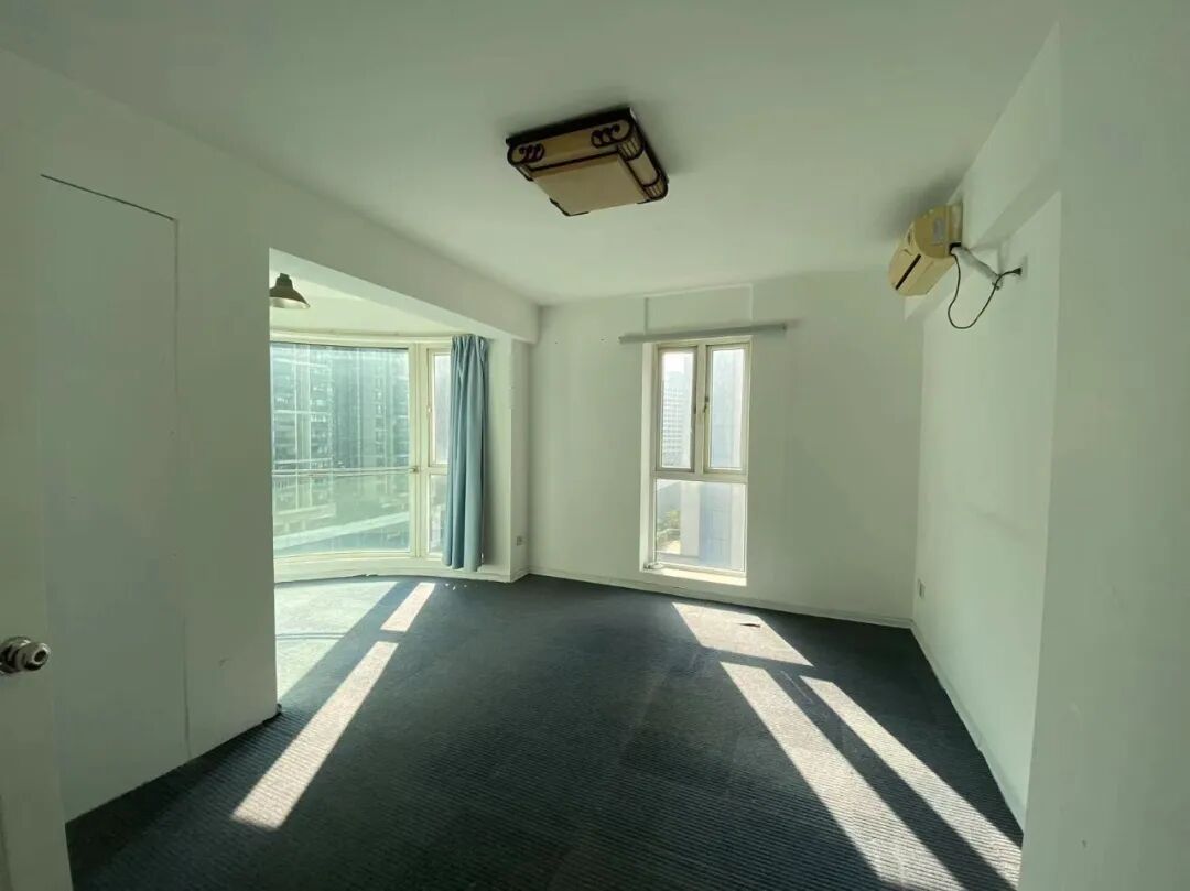 天河北总价750万 | 东方之珠花园，100平，南向大三房、无抵押、诚心出售！