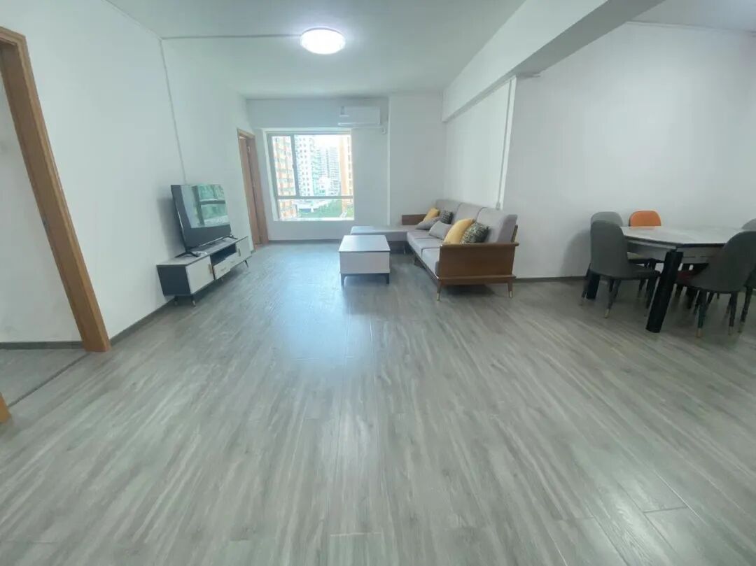 天河北总价948万三房 |  聚龙阁，118平三房，总价低、近地铁！