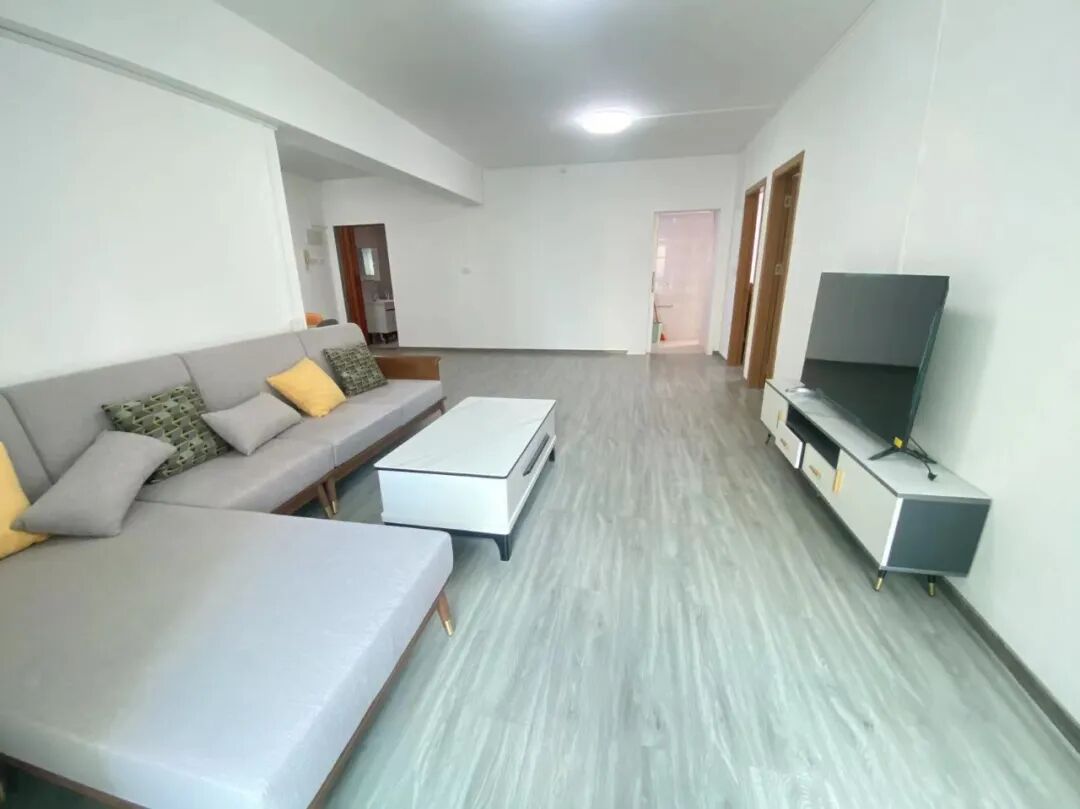 天河北总价948万三房 |  聚龙阁，118平三房，总价低、近地铁！