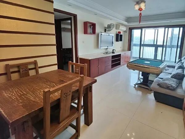 天河北总价900万两房 | 保利中辰广场，80平两房，次新楼，近地铁