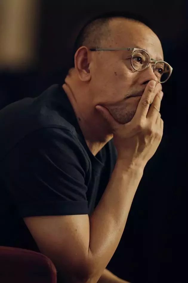 今晚去pick小姐姐的姜文要请崔永元和冯小刚看电影