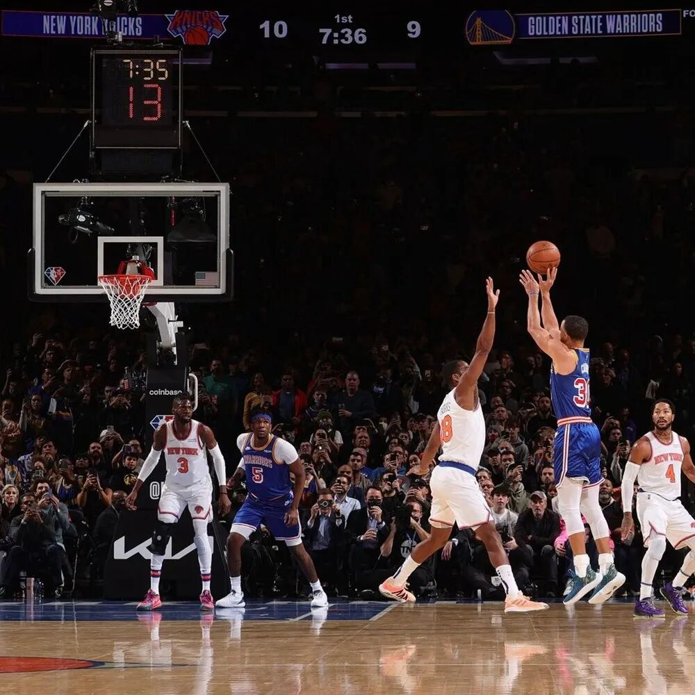 市价20w 的阿姆 aj4 惊现 nba 赛场!网友:不愧是他! - nft