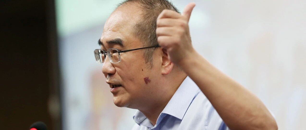 金银潭医院为何成阻击疫情特种兵？张定宇：医疗机构要有情怀、知敬畏