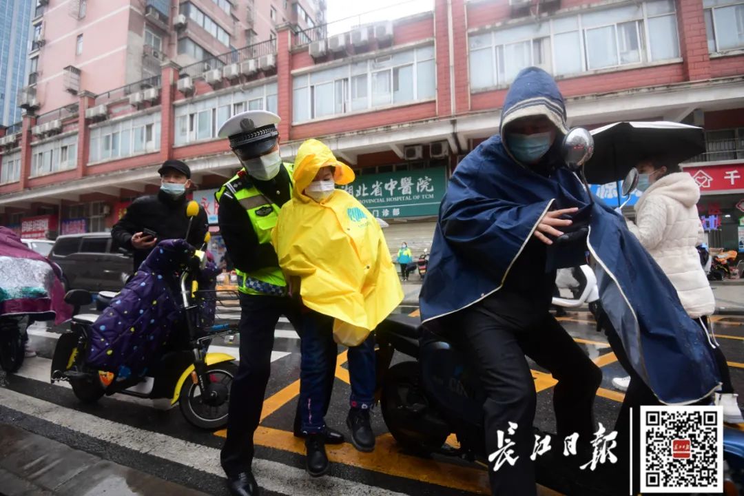 139.9万！武汉孩子开学啦！