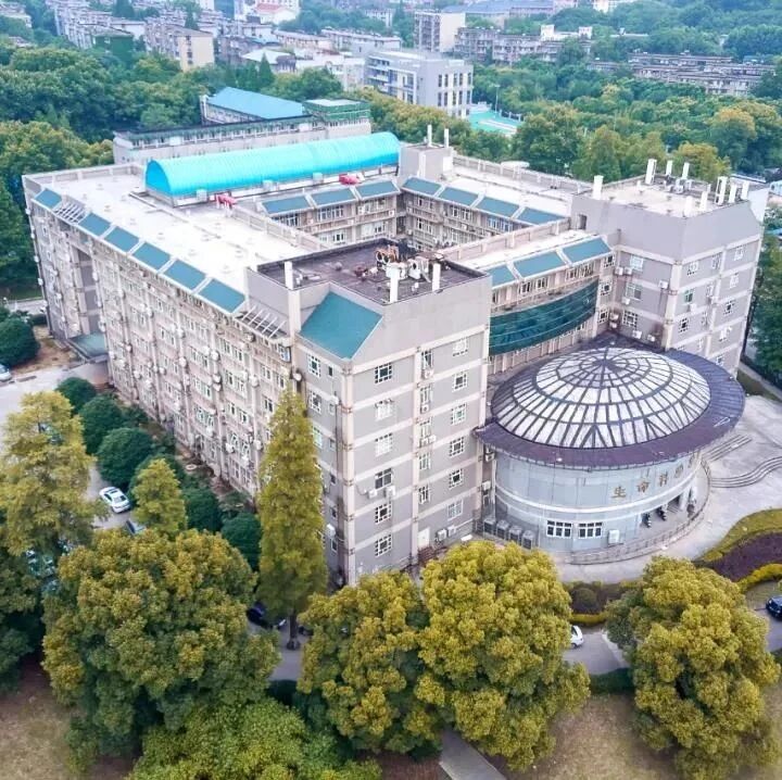 冲上热搜！神秘校友向武大捐赠7800万