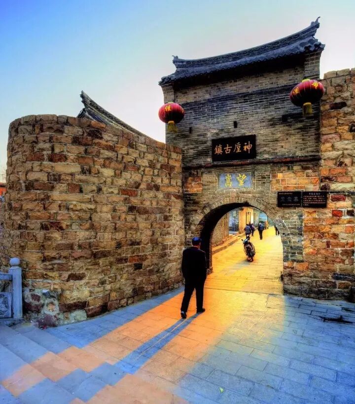 这座名字神奇的北方古镇藏着最美雪景自驾路还有一群人在此用一生只做