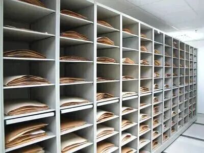 　　中国科学院华南植物园标本馆的标本柜  　　图源herbarium.scbg.cas.cn