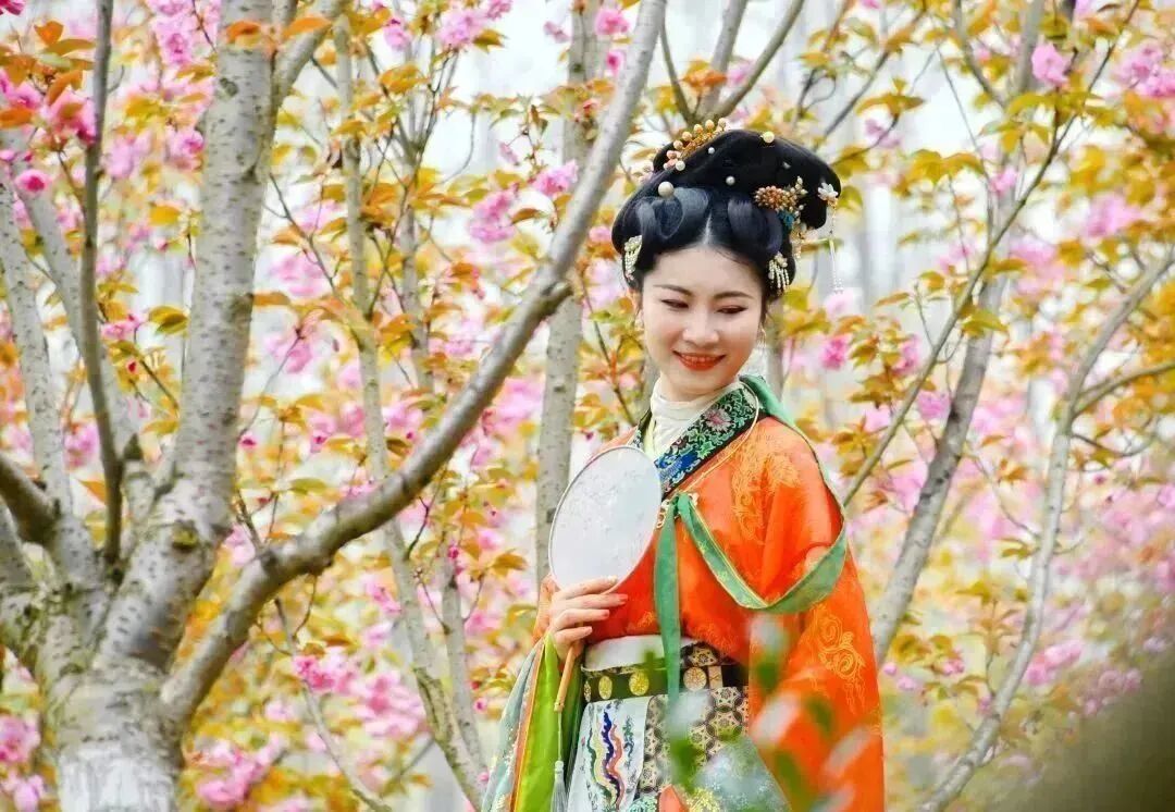 办内马鞍银行行成钱知山分识竞赛反洗工商功举规暨控合