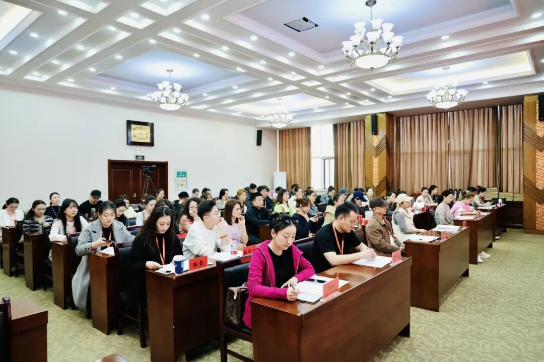 2026年内蒙古舞蹈家协会考级工作会议暨 “舞蹈”两新人才培训班在呼和浩特召开 第5张