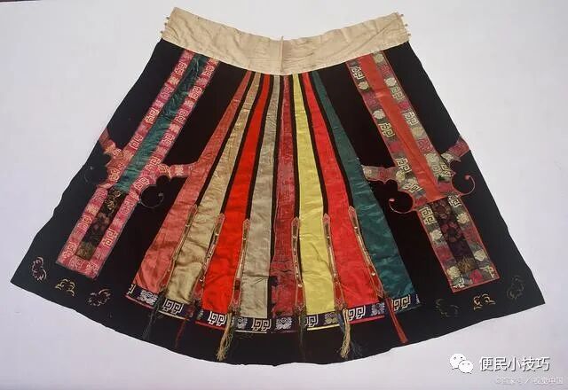 马面裙：传统服饰的历史、特点和文化价值