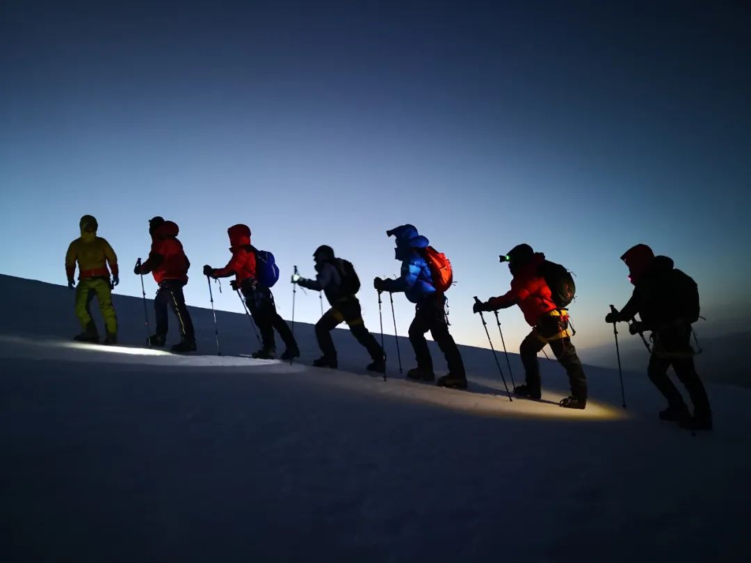 盡覽昆侖山風光，挑戰第一座6000米——凱樂石玉珠峰登山大會 旅遊 第44張