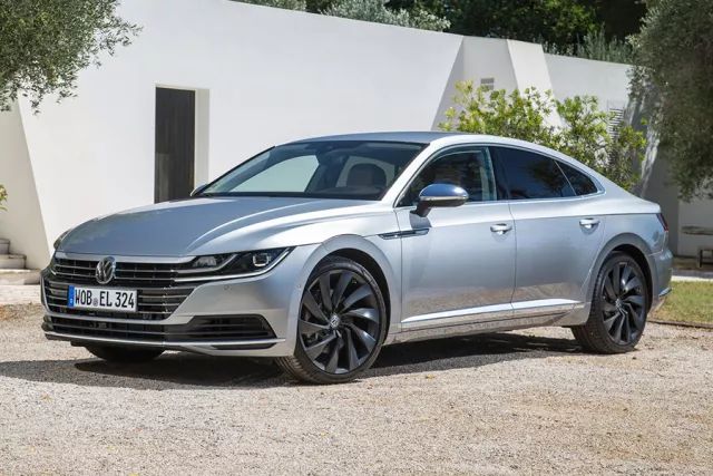 arteon 大众全新中型车,cc继任者 2018年由一汽大众引入 国产