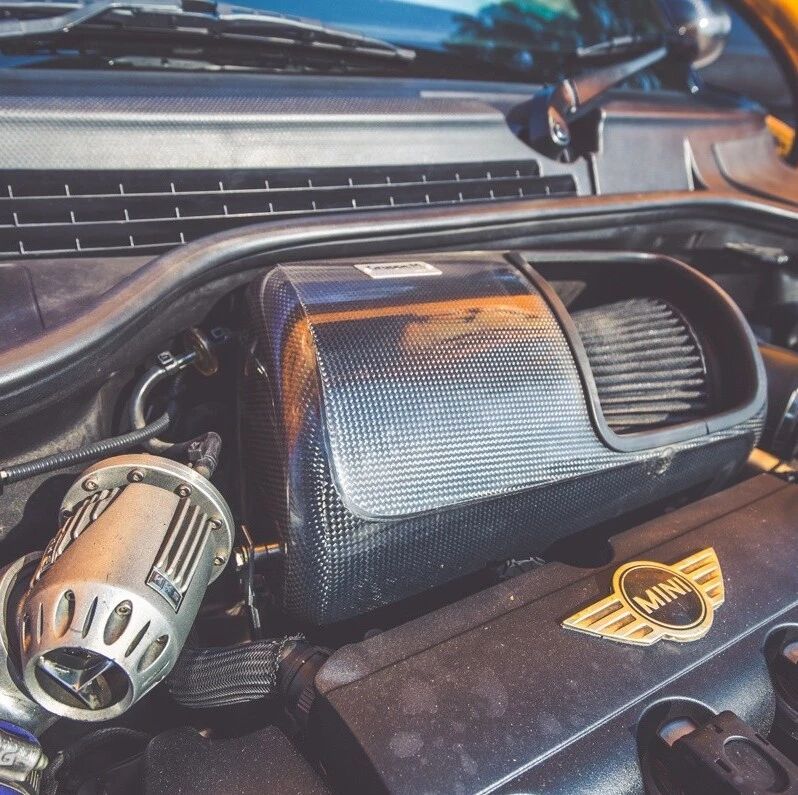 路上MINI能见度越来越高，小巧的R56是你的菜吗