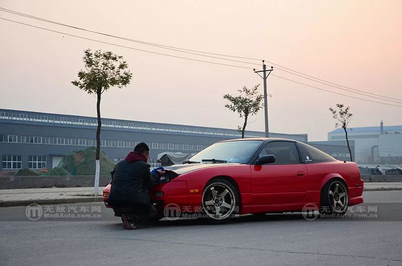 帶上一只橫走的雞，給各位拜年了！ 汽車 第30張