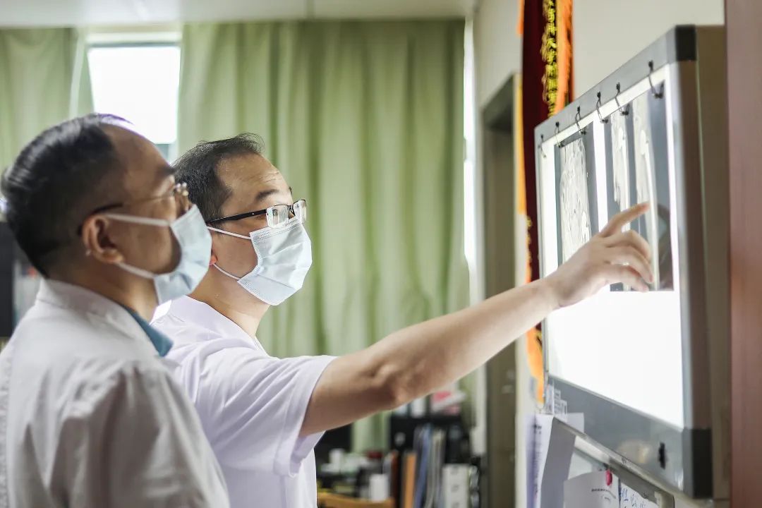 医师节专辑 | 医生的30+，微光初展，未来可期