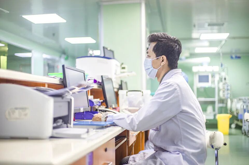 医师节专辑 | 医生的30+，微光初展，未来可期