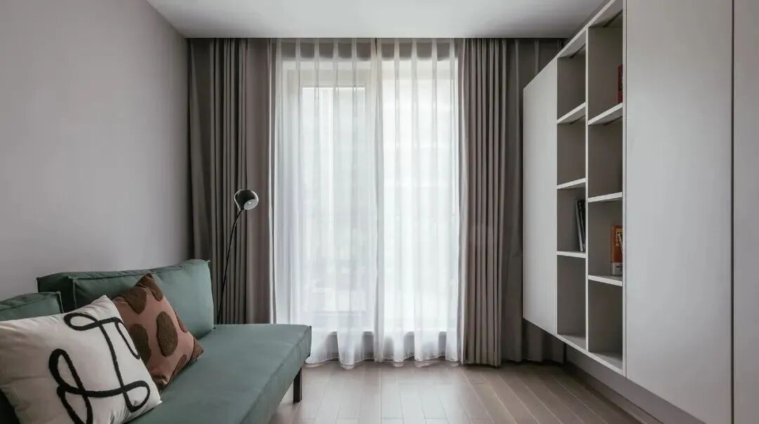 120㎡现代简约质感三室，主卧孟菲斯风超亮眼！