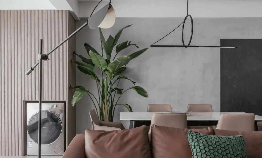 120㎡现代简约质感三室，主卧孟菲斯风超亮眼！