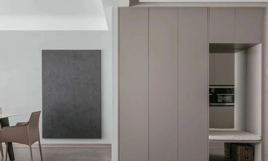 120㎡现代简约质感三室，主卧孟菲斯风超亮眼！