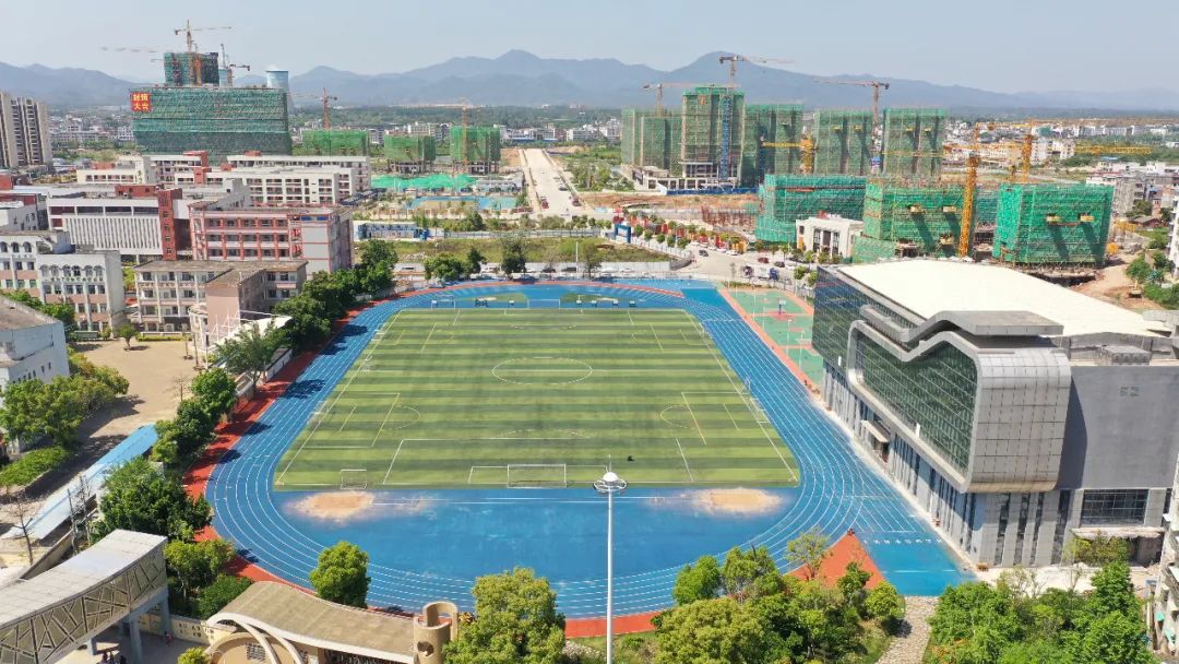 备战省中运会南雄中学体育馆提升项目建设进入尾声