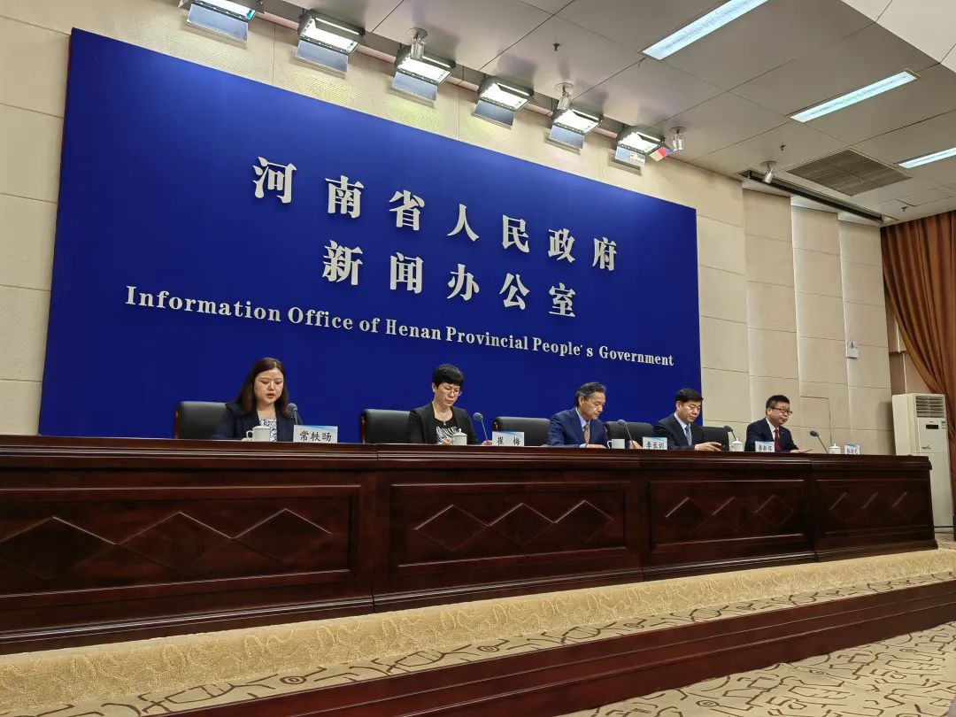6828022570183316 图片