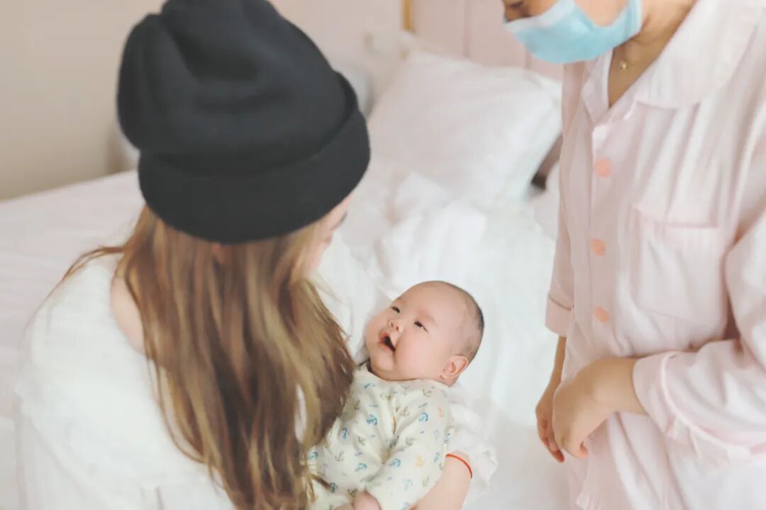 宝宝“拍嗝”有讲究—科学育儿