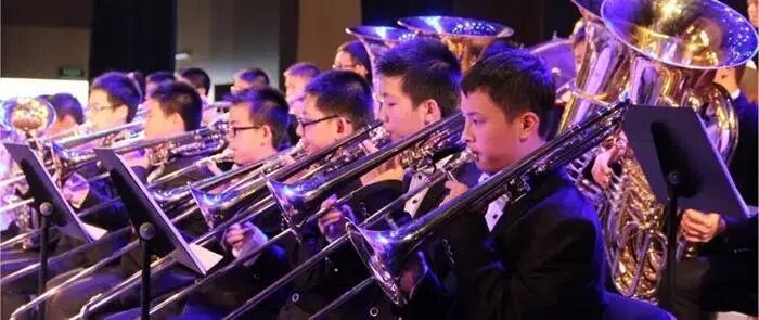 虎门外国语学校_龙虎门国语高清mp4下载_江湖龙虎门国语高清