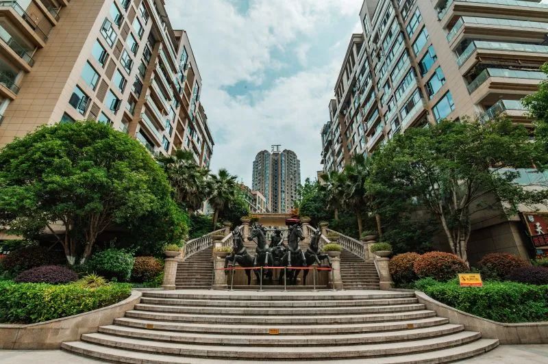 成都罗浮物业达州江湾城分公司