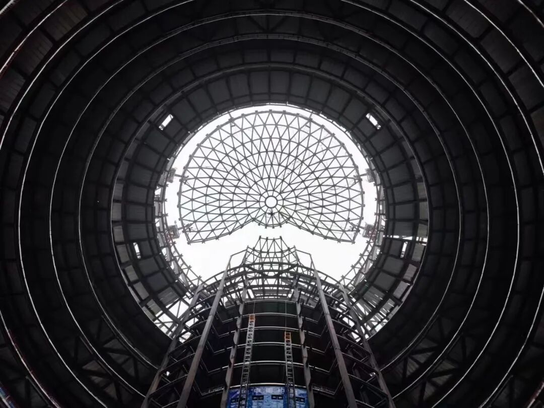 震撼！世界最大球體建筑穹頂提升的圖7