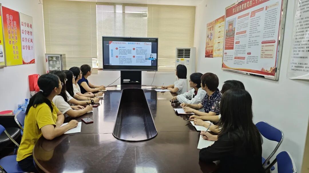 肇庆高要组织爱心妈妈巾帼志愿者参加培训111.jpg